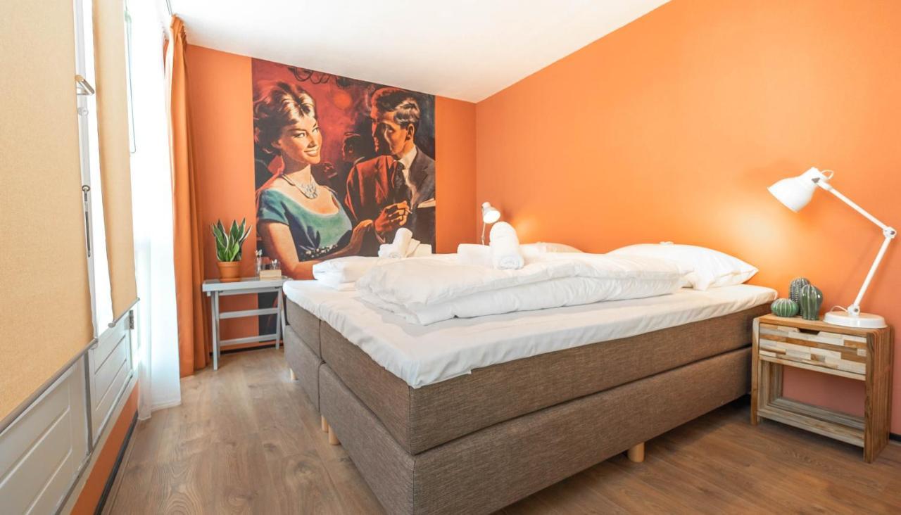 Zeta Beds Bed & Breakfast กรุงเฮก ภายนอก รูปภาพ