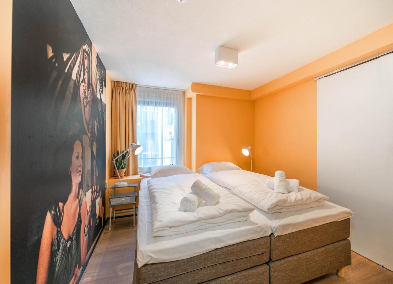 Zeta Beds Bed & Breakfast กรุงเฮก ภายนอก รูปภาพ