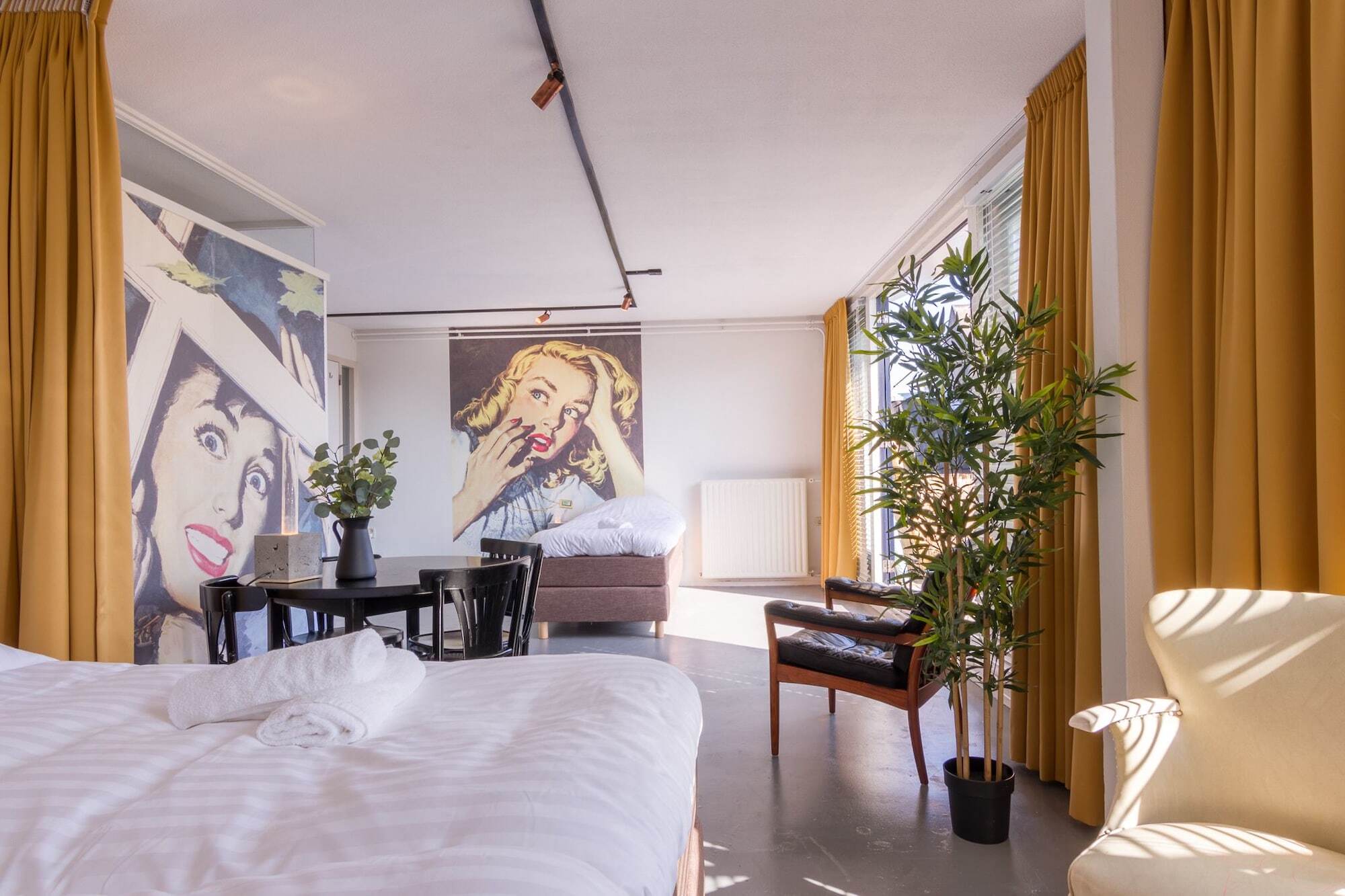 Zeta Beds Bed & Breakfast กรุงเฮก ภายนอก รูปภาพ